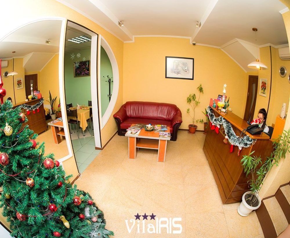 Vila Iris Hotel Chisinau Luaran gambar